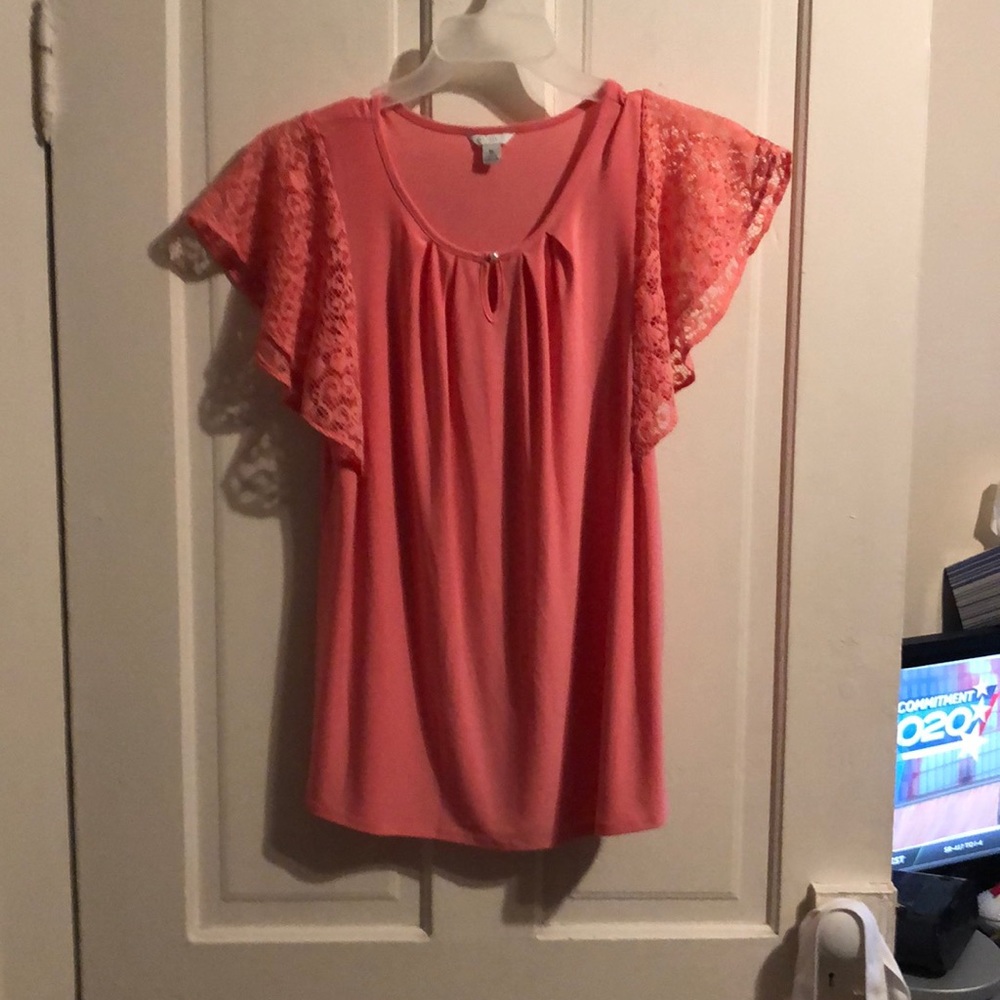 Brand New without tags Cato ruffle sleeve top
